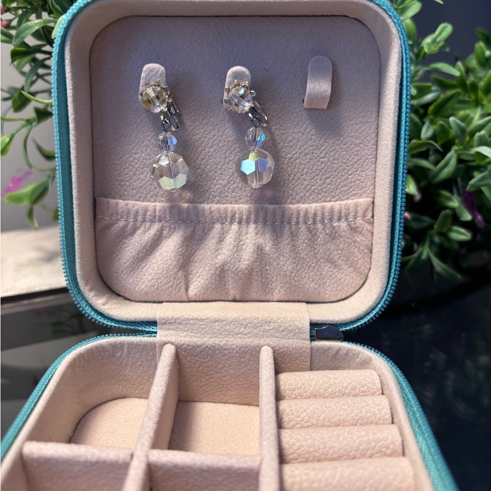 Vintage Crystal Drop Earrings